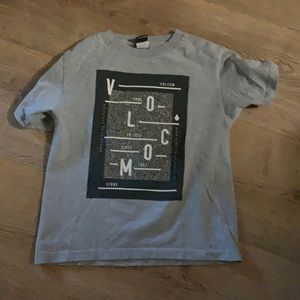 A Volcom shirt